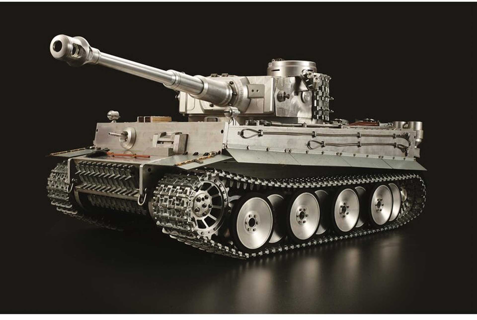 HENG LONG Tiger I Vollmetall Version BB 1/6 RC Panzer