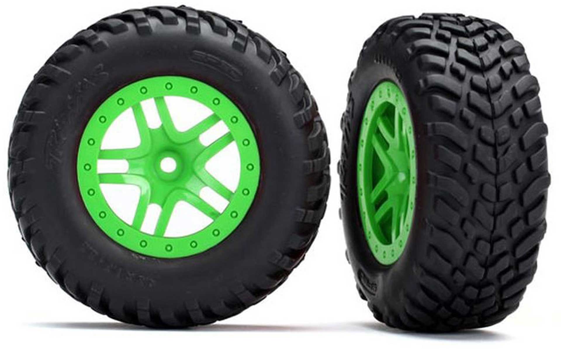 TRAXXAS Reifen auf Felge SCT Split-Spoke grün (2) 4WD v/h, 2WD h (TS
