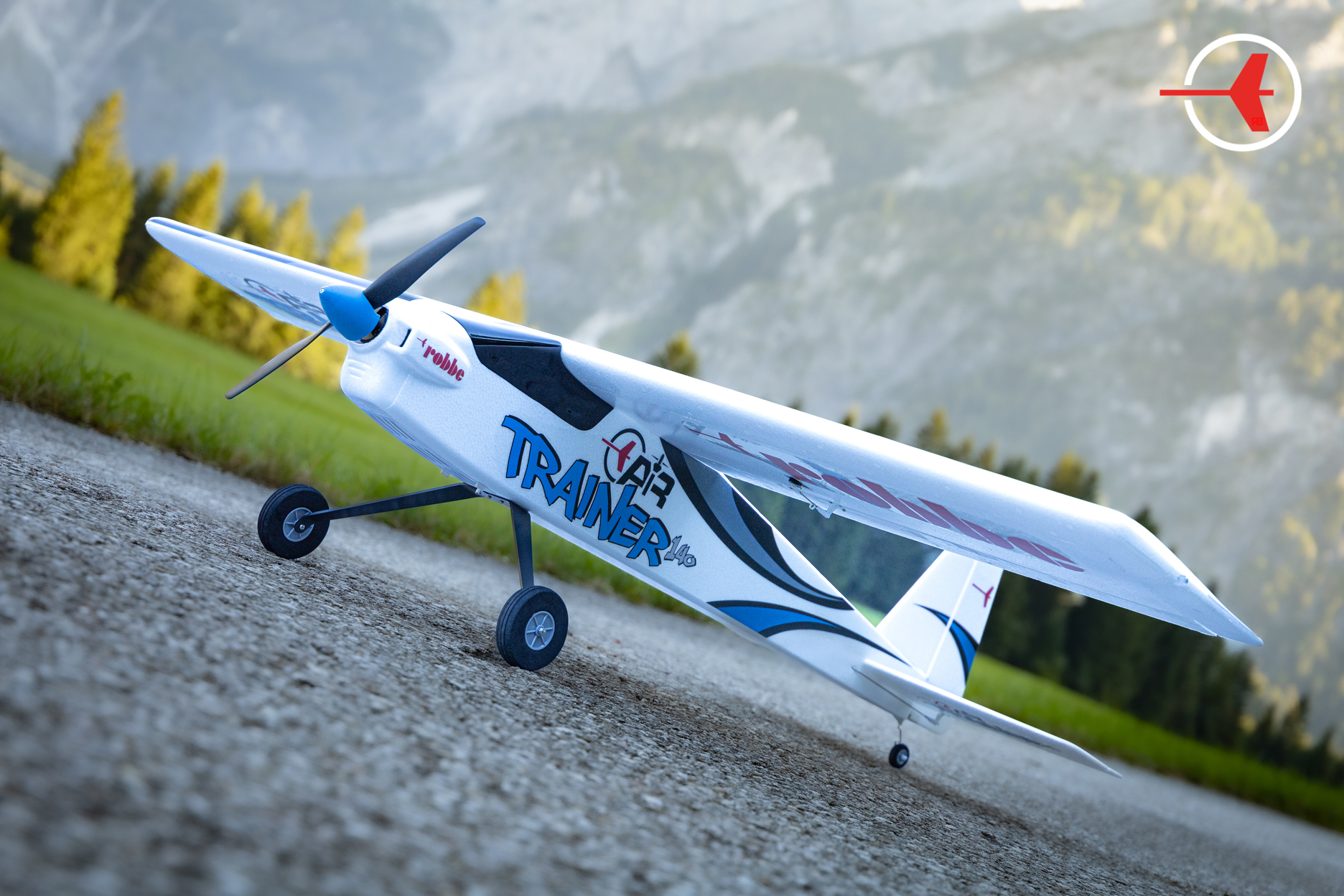 Air-Trainer-140-Berge
